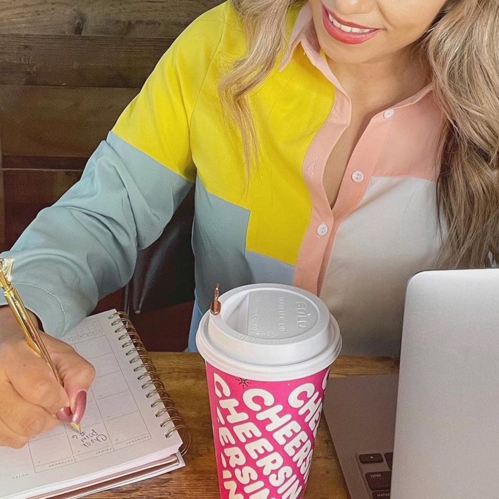 Amazon Small Block Multicolor Oversized Button Do… - image 2